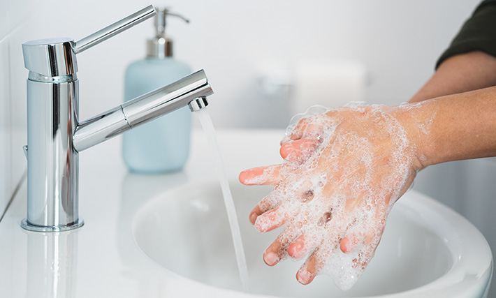 apr20-handsanitzervshandsoap_2